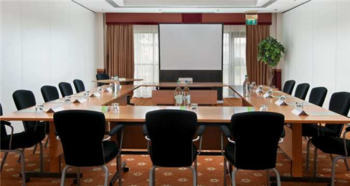 Victor Room
