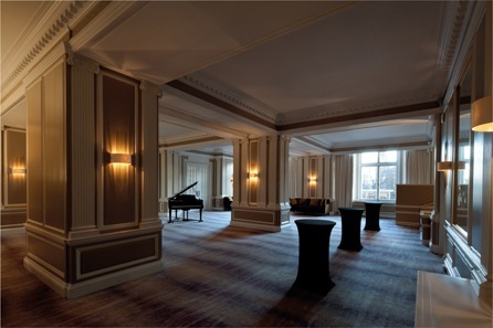 Castle Lounge