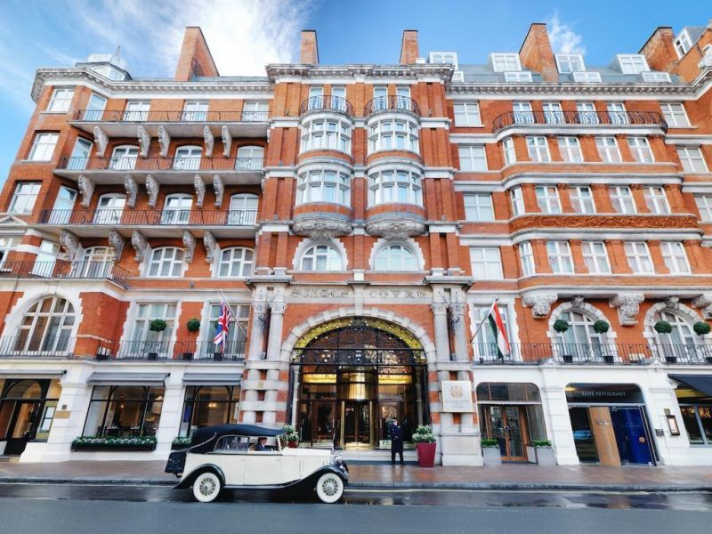 St James Court, A Taj Hotel London