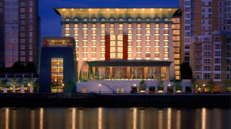 Four Seasons Hotel London at Canary Wharf