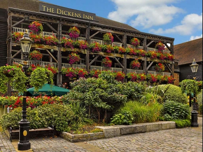 The Dickens Inn