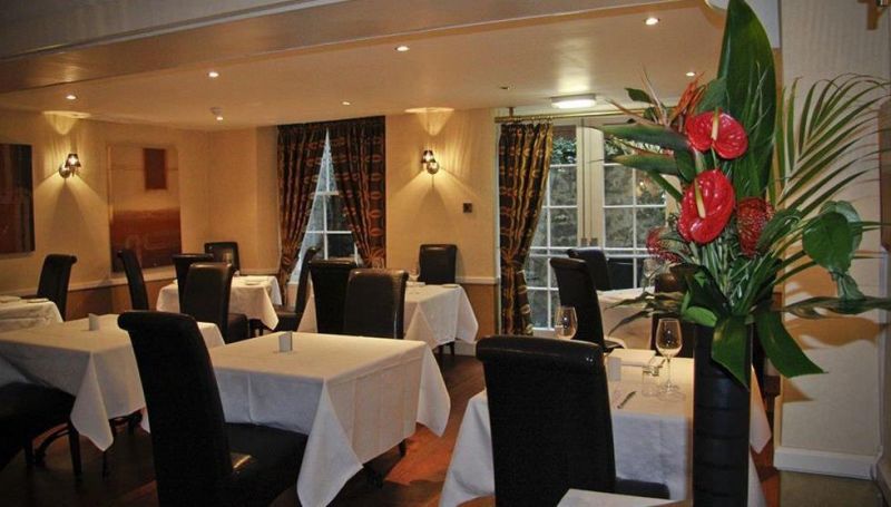 Albany Hotel