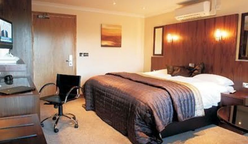 Fairlawns Hotel & Spa